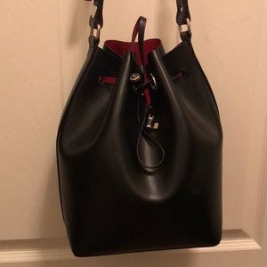 ZARA basic bucket bag